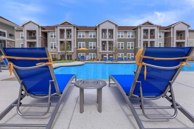 Building Photo - 5712 Azle Ave