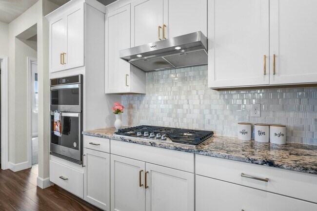 Building Photo - 13516 Waterthrush St