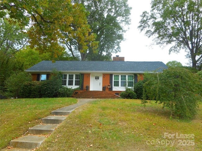 Primary Photo - 8917 Nottoway Dr