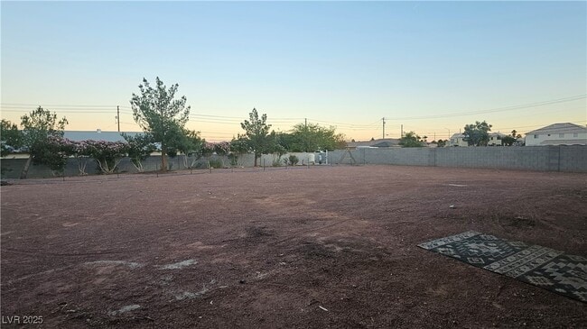 Building Photo - 6048 Moonlight Dr