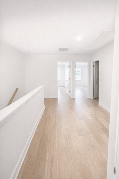 Building Photo - 9147 Rolling Stone Way