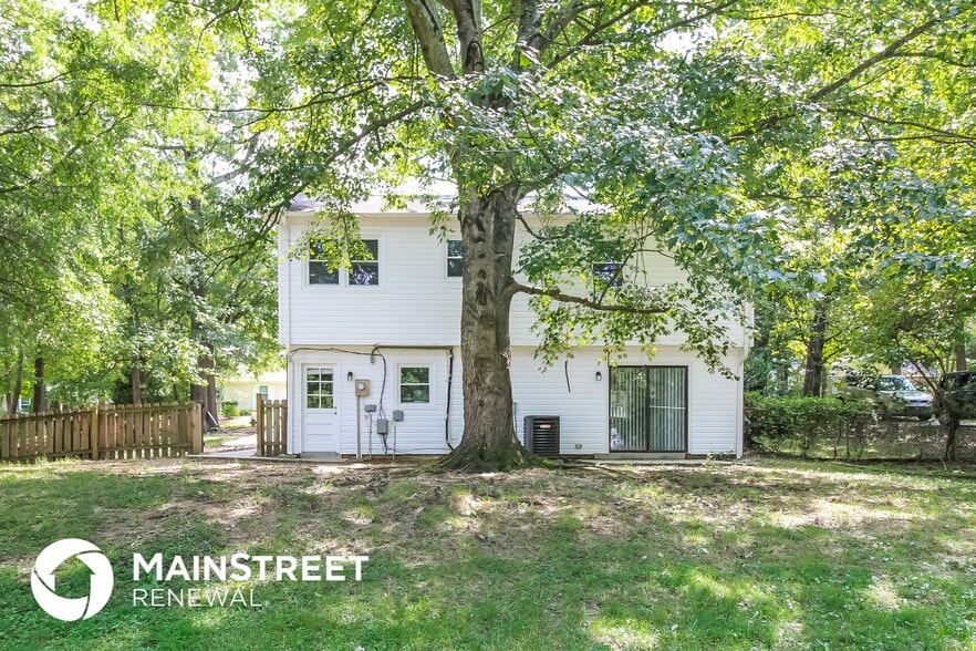 Building Photo - 4708 Wakewood Dr