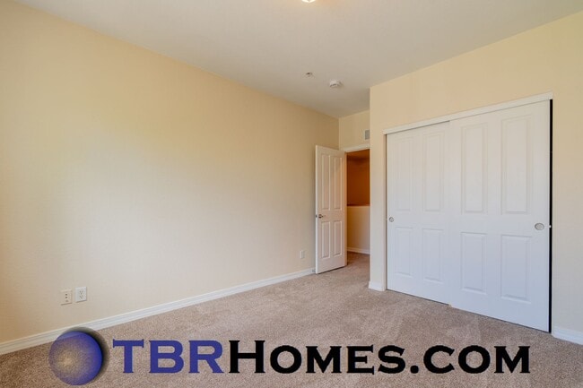 Building Photo - 14300 Waterside Ln