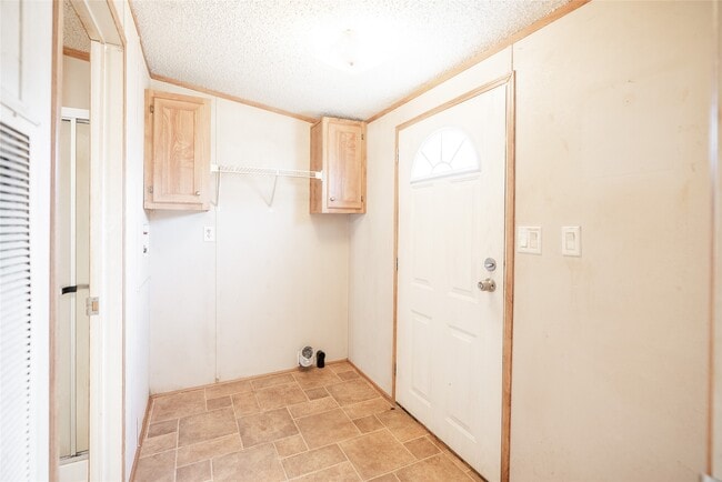 Building Photo - 30620 Vilma Ln