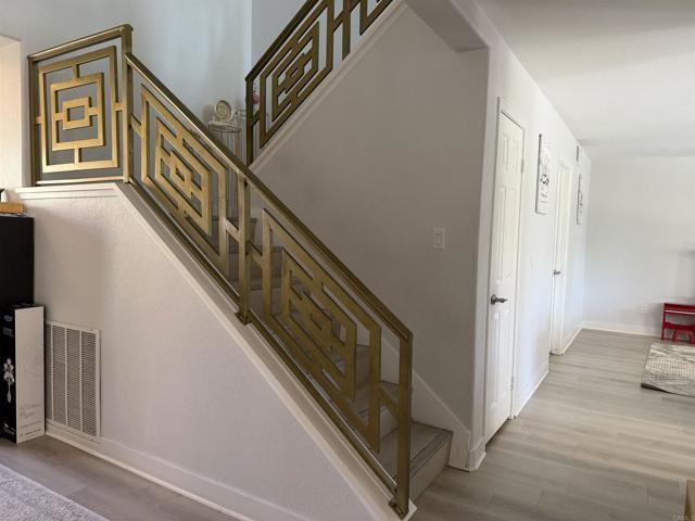 Building Photo - 10221 Greenleaf Rd