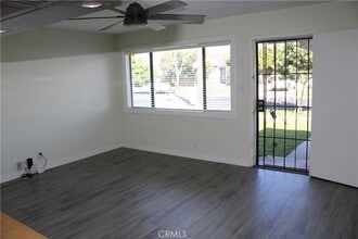 Building Photo - 11215 Dalwood Ave