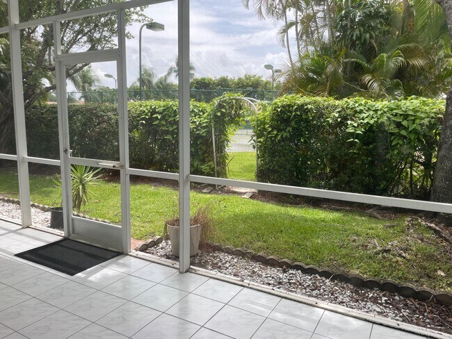 Building Photo - 22875 Barrister Dr