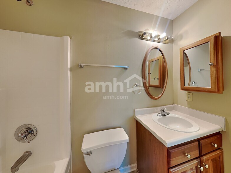 Building Photo - 13260 Golden Ash Ct