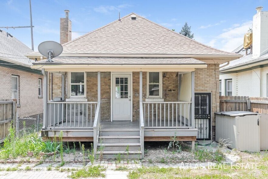 Building Photo - 3041 W 29th Ave