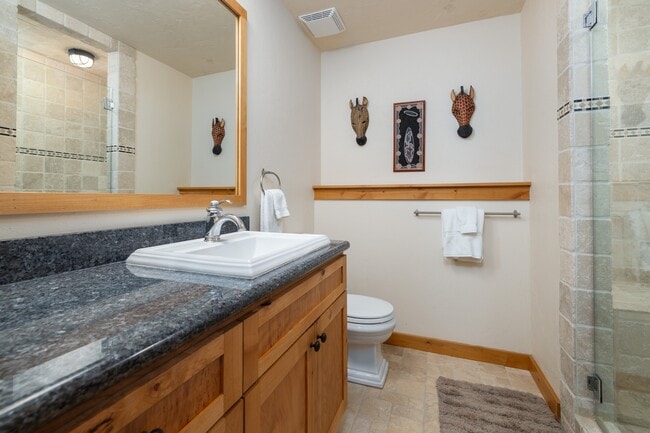 Building Photo - 8225 N Spring Gulch Rd