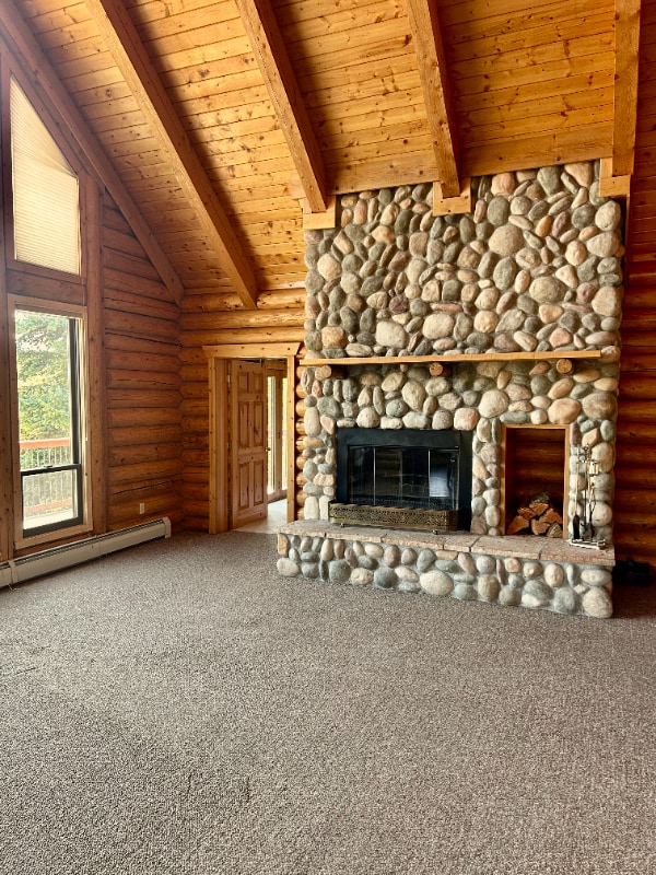 Building Photo - 325 Spring Creek Rd