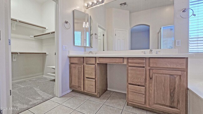 Building Photo - 13588 W Alvarado Dr