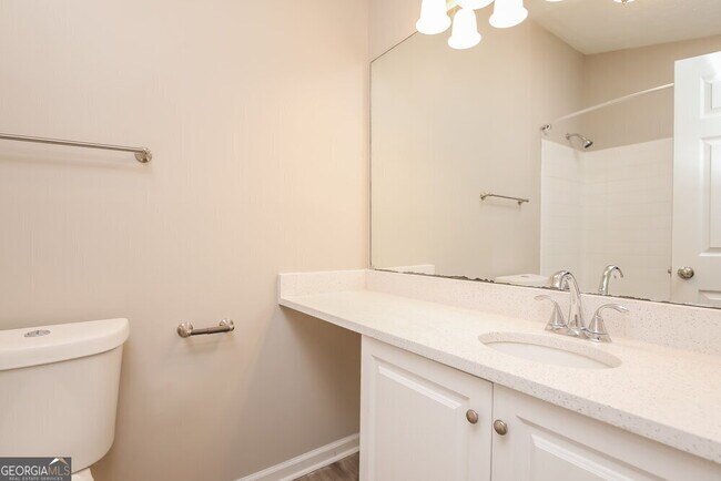 Building Photo - 1384 Luther Way