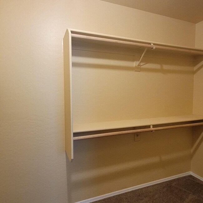 Building Photo - Four bedroom in Ashton Ranch