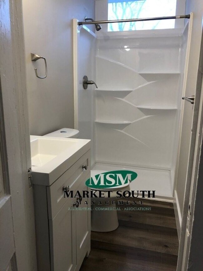 Building Photo - 50 E 412