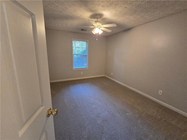 Building Photo - 3585 Plum Creek Trail NW