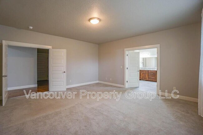 Building Photo - 14700 NE 113th St
