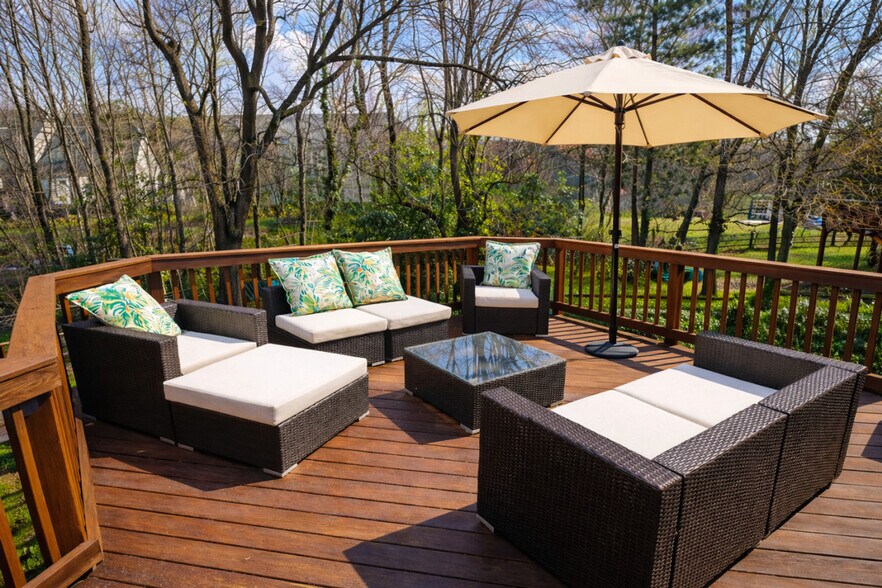 Building Photo - 10301 Rougemont Ln