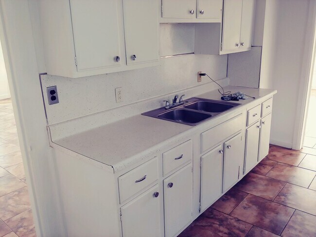 Building Photo - 91 Crocker Blvd