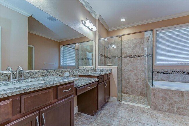 Building Photo - 19391 Long Lake Ranch Blvd