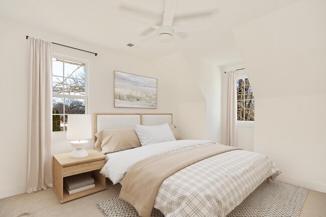 Building Photo - 641 Fletcher Rd