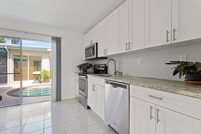 Building Photo - 216 Ocean Breeze