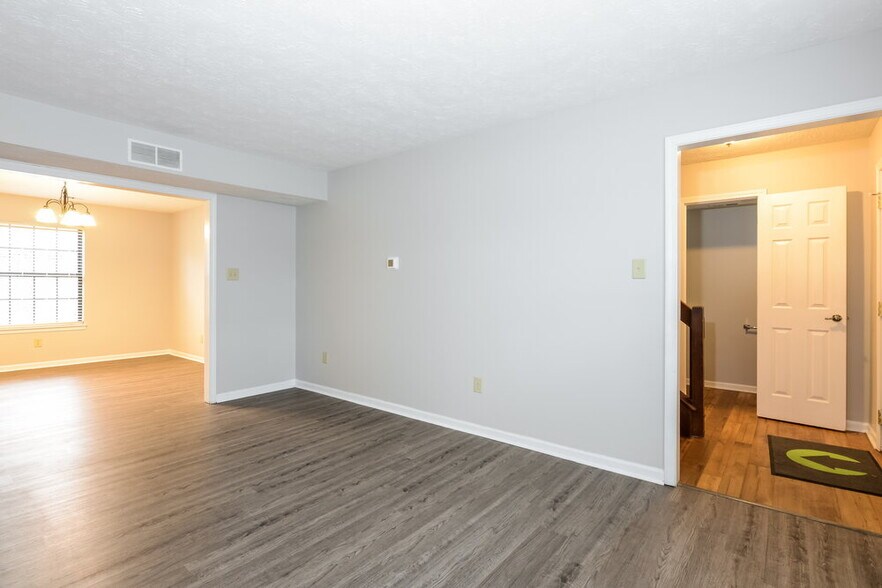 Building Photo - 9124 Lansburgh Ct