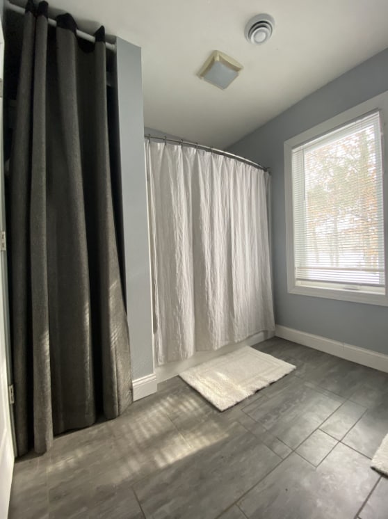 Building Photo - 1543 Little Norway Ave SE