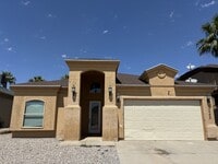 Building Photo - 5545 Manuel Moreno Dr