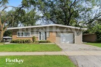 Building Photo - 484 Talala St