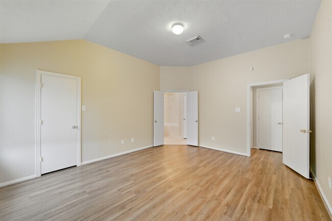 Building Photo - 19907 Parkstone Bend Ln