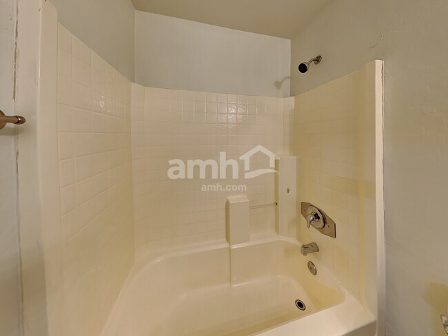 Building Photo - 15030 N 150th Ln