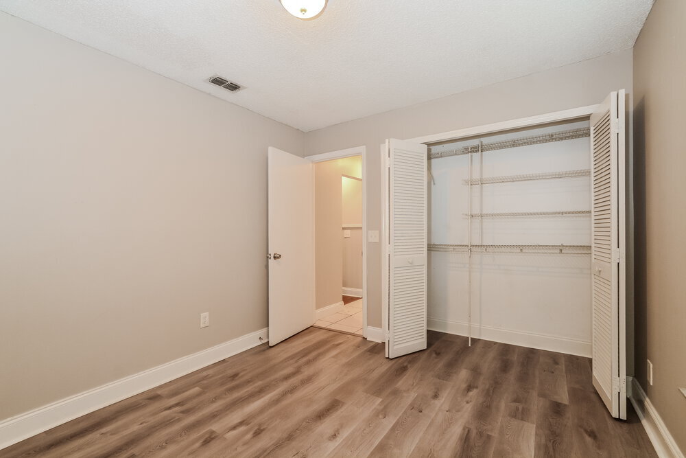 Building Photo - 5360 Rocking Horse Pl