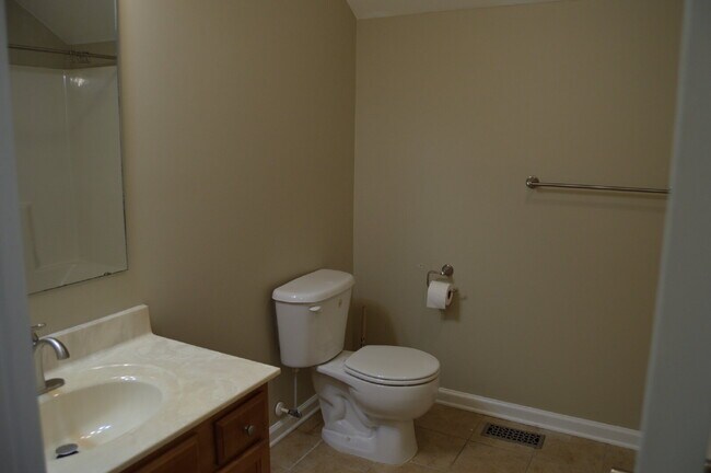 Building Photo - 60 Cobblestone Dr