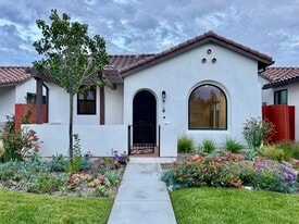 Building Photo - 1101 W 2nd St