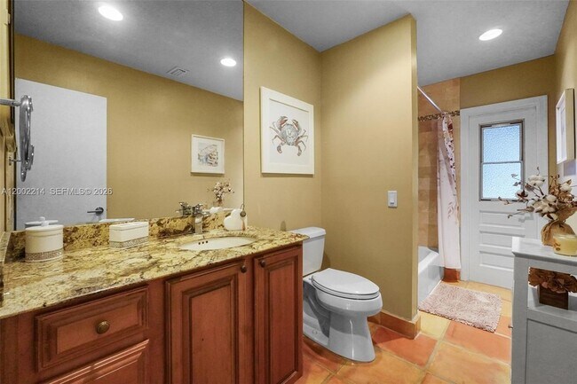 Building Photo - 6975 Bianchini Cir