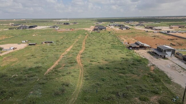 Building Photo - 3701 Timber Wolf Trl