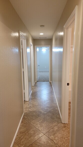 Building Photo - 11311 N 153rd Dr