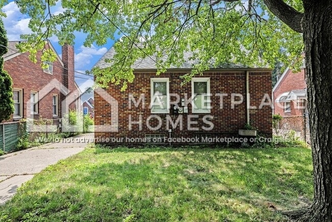 Building Photo - 14741 Lydia Ave