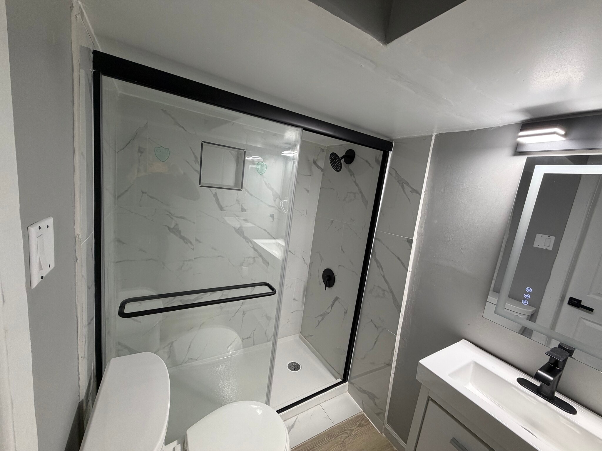 Building Photo - 7805 Central Ave