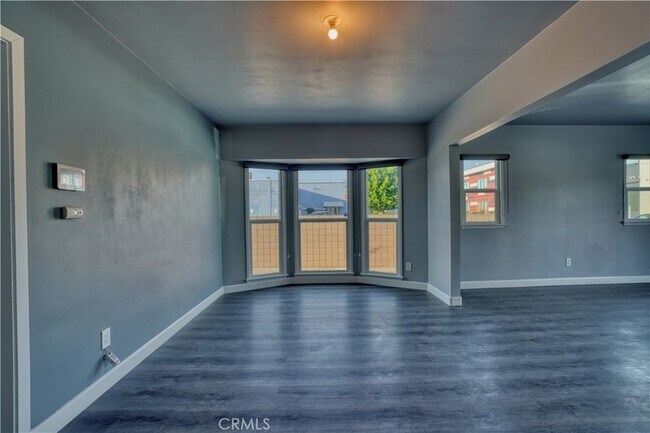 Building Photo - 127 S Townsend Ave