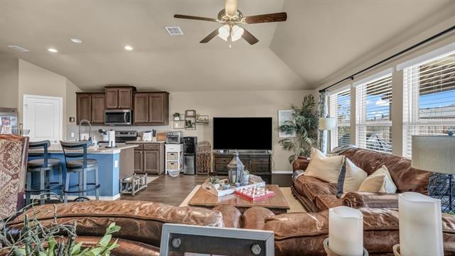 Building Photo - 2565 Silver Fox Trl