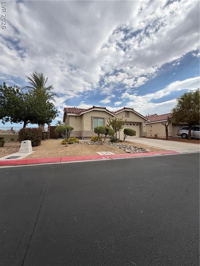 Building Photo - 4420 Meadowlark Wing Way