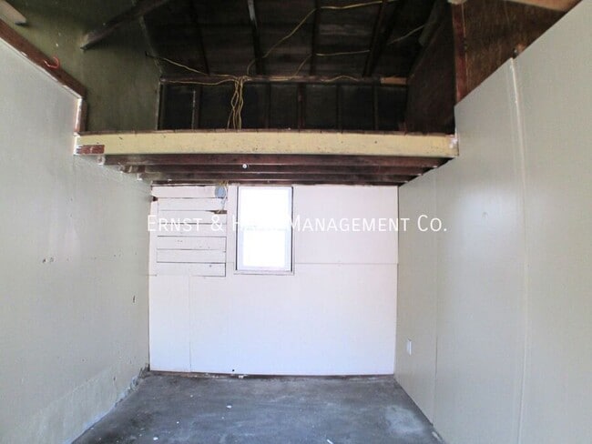 Building Photo - 5119 Elm Ave