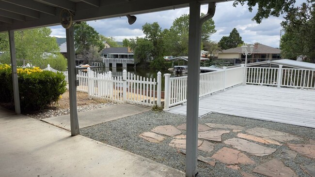 Building Photo - 13277 Anchor Village