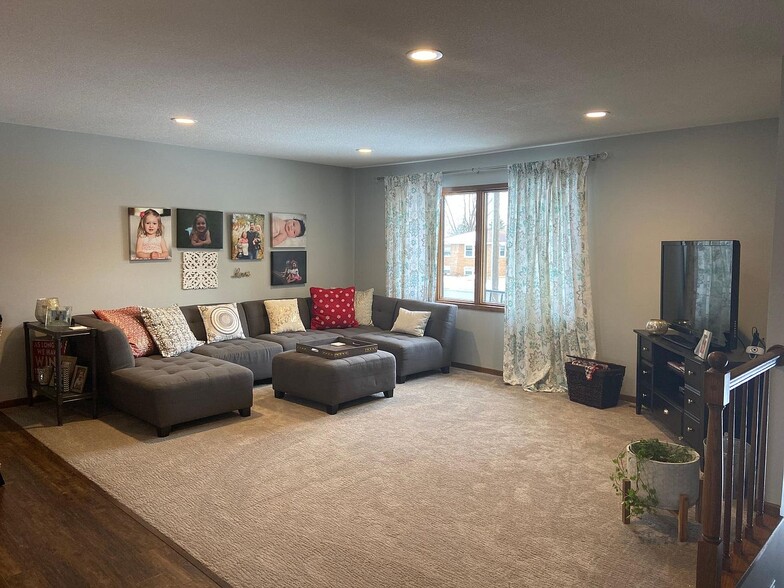 Living room - 224 4th St NW