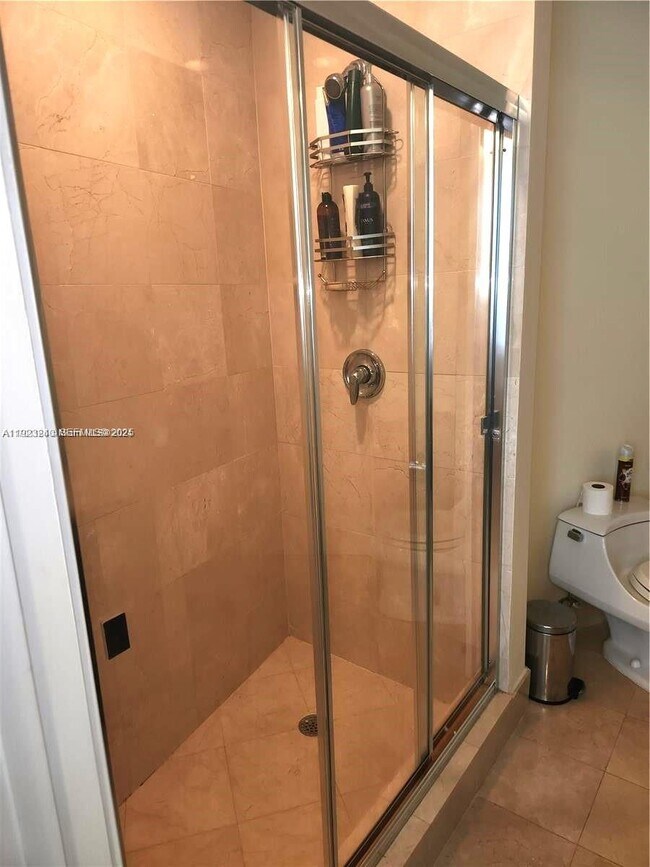 Building Photo - 18101 Collins Ave