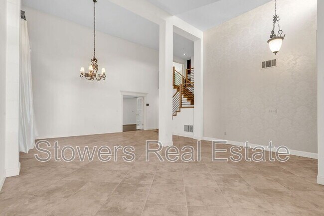 Building Photo - 117 Woodland Valley Dr