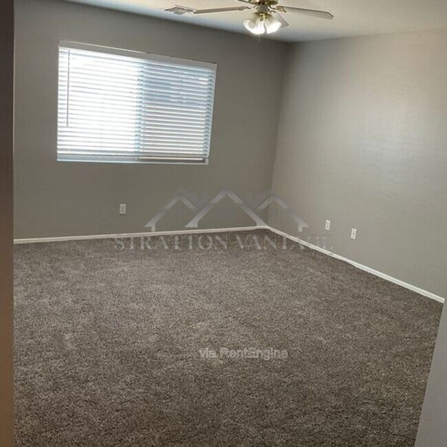 Building Photo - 6020 N Milano Ct