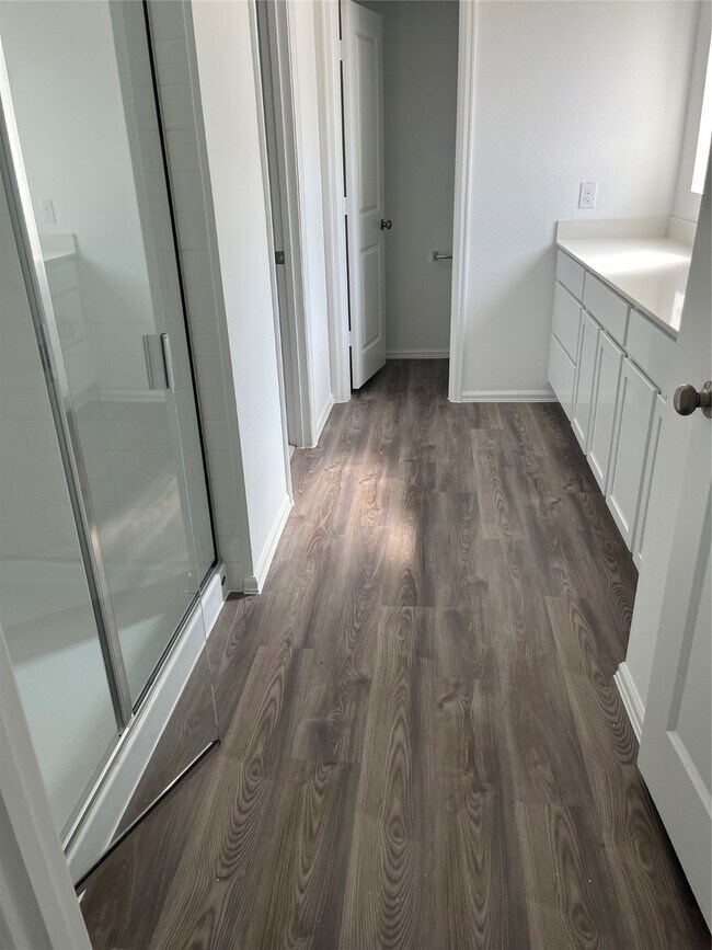 Building Photo - 3712 River Sand Rd